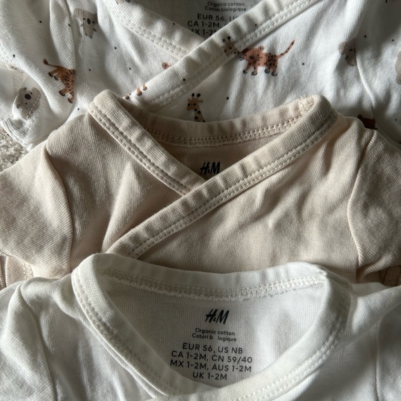 3 Pack wrap over body suits - Picture 5 of 7